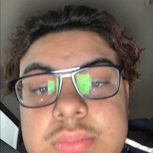 Meet your Posher, Isaac